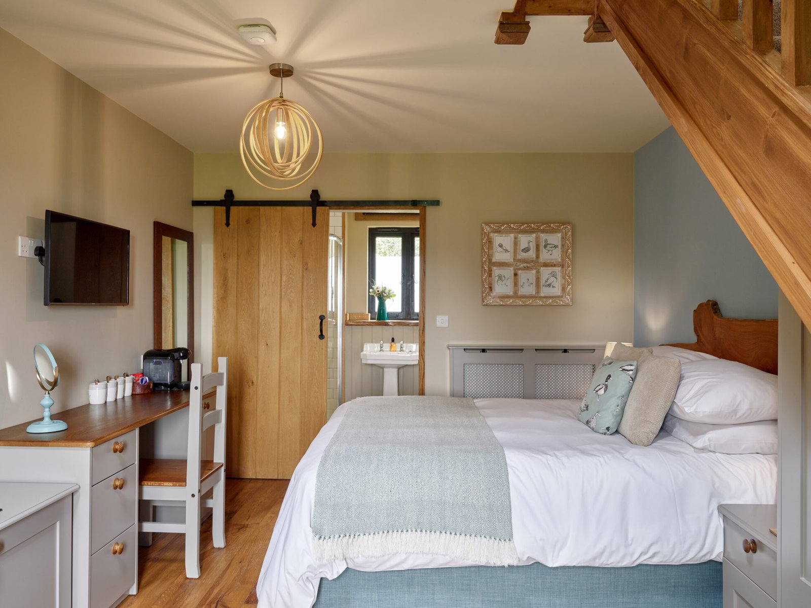 Midweek overnight countryside escape
